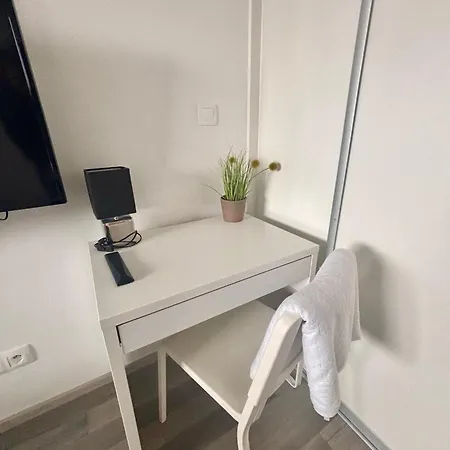 New Apt, Parking In Garage In Matador Resident 아파트