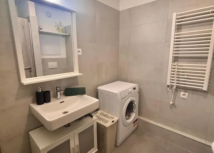 New Apt, Parking In Garage In Matador Resident